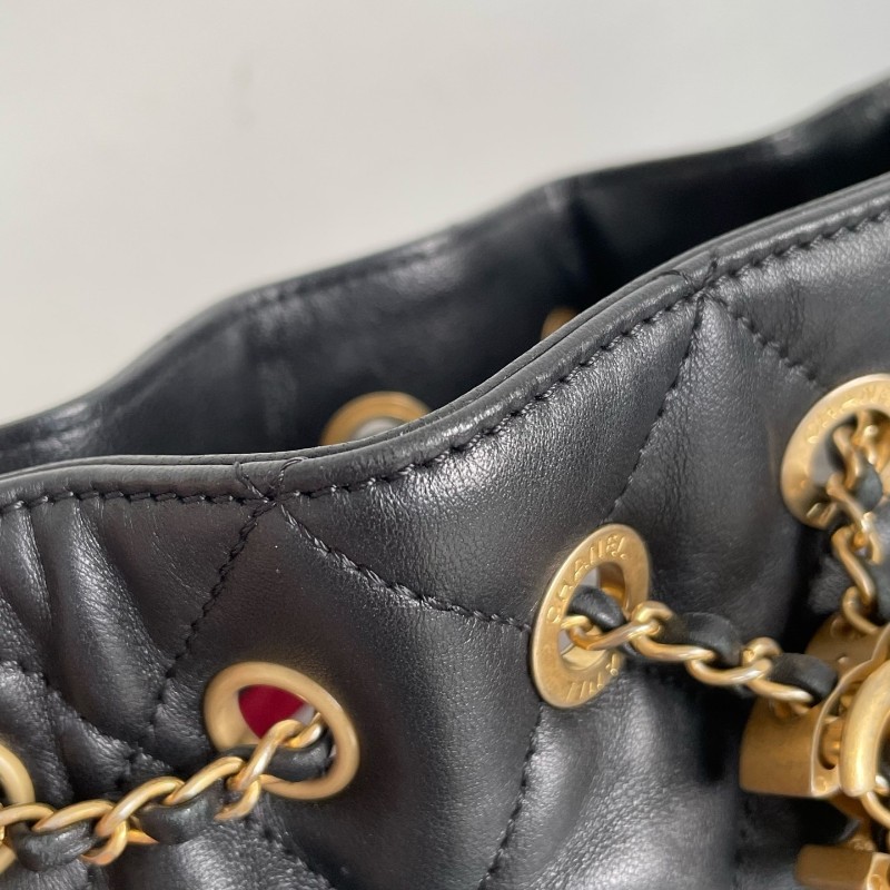 Chanel香奈兒黑金皮穿鏈水桶包肩背包斜背包-12