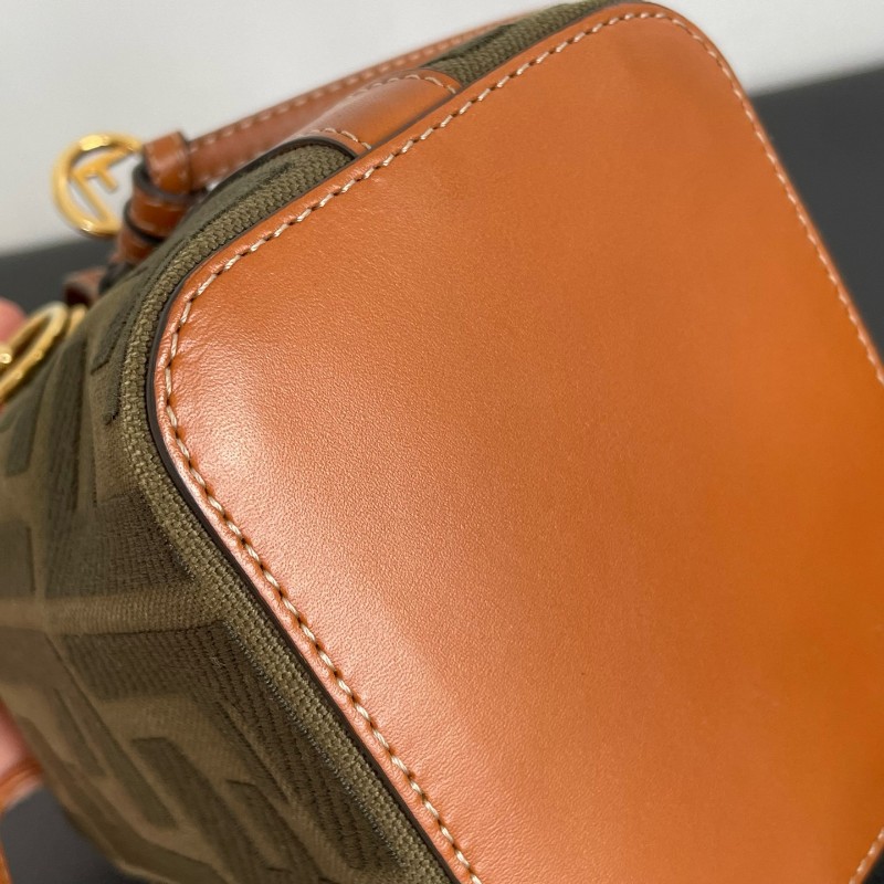 Fendi 芬迪 Mon Tresor老花刺繡小水桶迷你mini斜背包肩背包-9