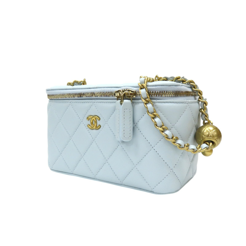 淺藍色羊皮 金球 Pearl Crush Vanity Case 化妝包 肩背包【CHANEL 香奈兒】 AP2303-2