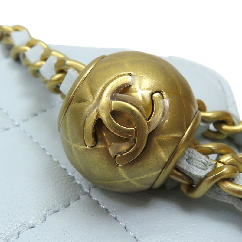 淺藍色羊皮 金球 Pearl Crush Vanity Case 化妝包 肩背包【CHANEL 香奈兒】 AP2303-13