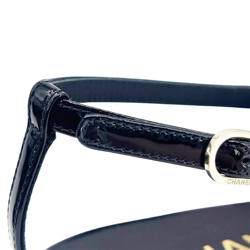 Chanel 展示品 漆皮低跟尖頭涼鞋#38(G45252-黑)-6