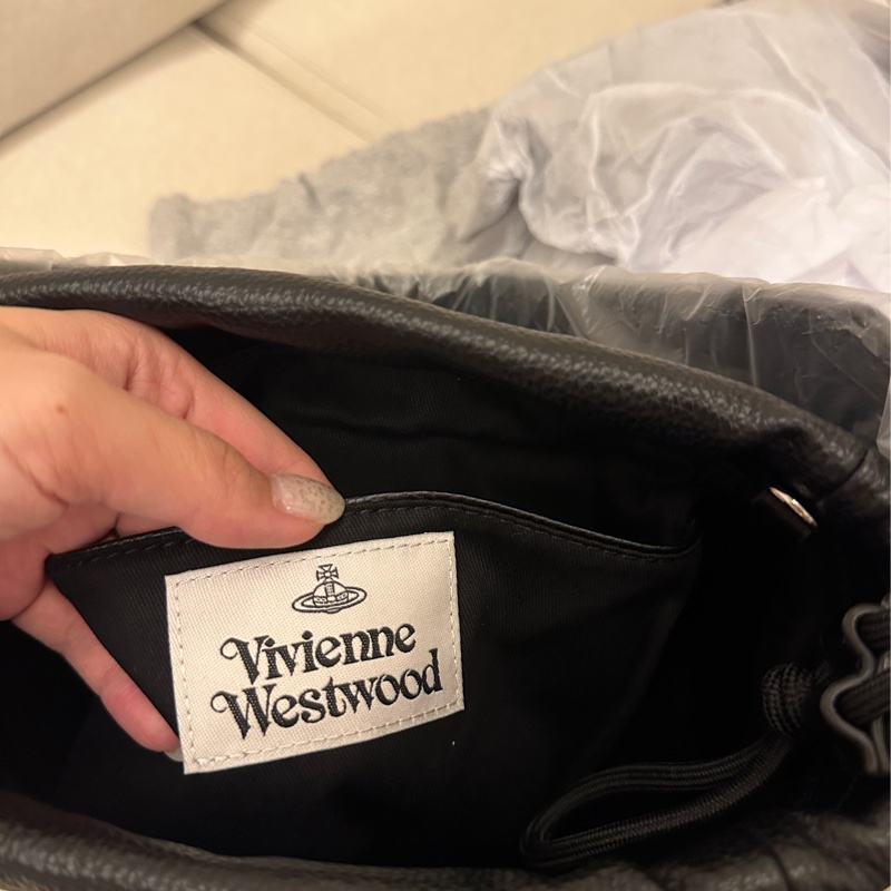 西太后Vivienne Westwood 最新款小號hobo-3