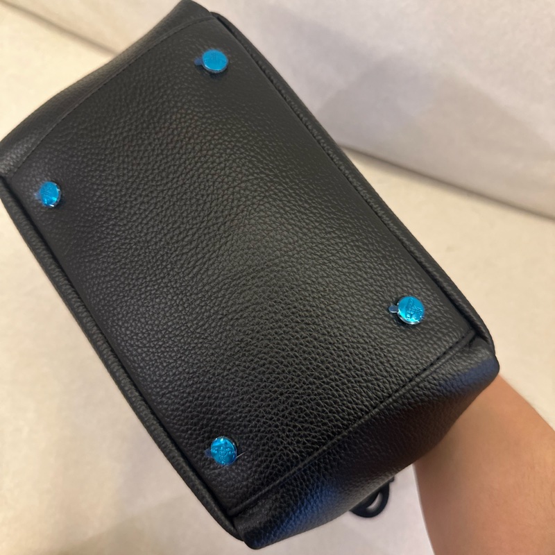 西太后Vivienne Westwood 最新款小號hobo-9