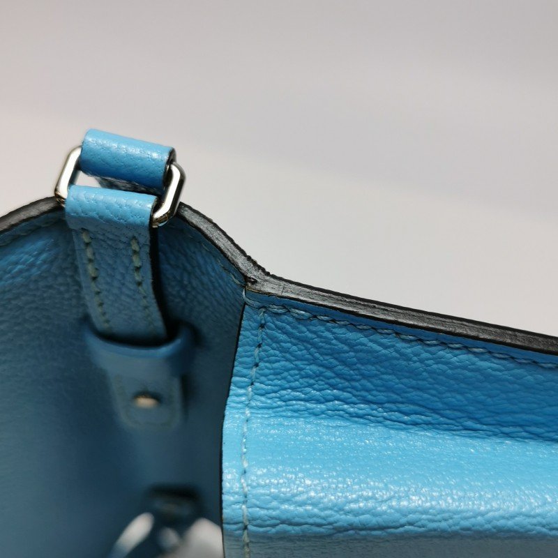 Hermes Cinhetic 18 不对称 H型 封口 斜挎单肩包 Chamkila 羊皮 银扣 7N糖果蓝 D刻-17
