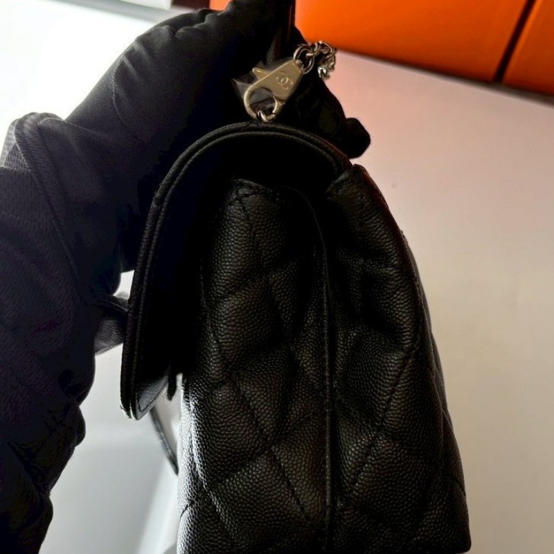 Chanel 淡金鍊帶黑荔枝皮coco handle 23-9