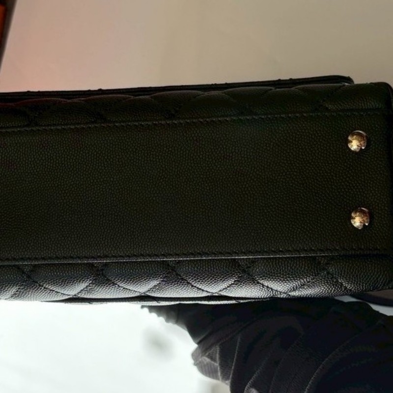 Chanel 淡金鍊帶黑荔枝皮coco handle 23-12