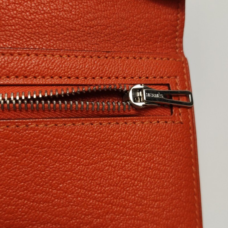 Hermes Bearn 小號 羊皮 純色 標誌H袢帶 皮夾-10
