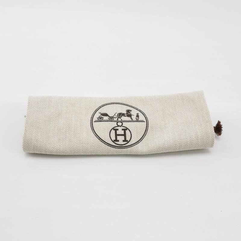 Hermes 2002系列 牛皮 純色 圓形 H鎖扣 皮夾-7