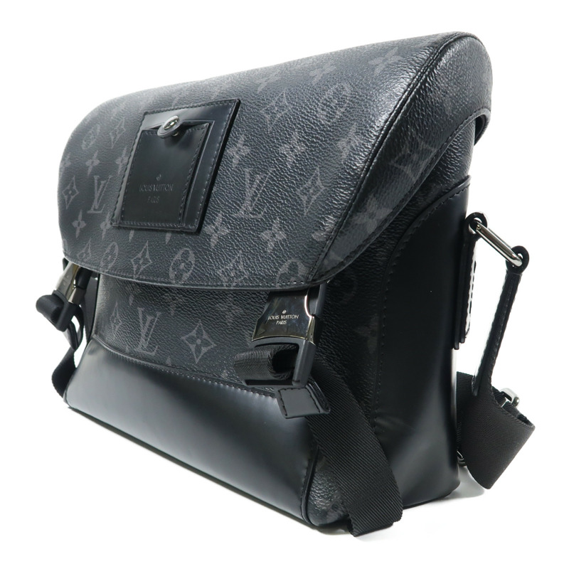 LOUIS VUITTON Monogram Eclipse Messenger PM Voyager銀扣肩背袋-2