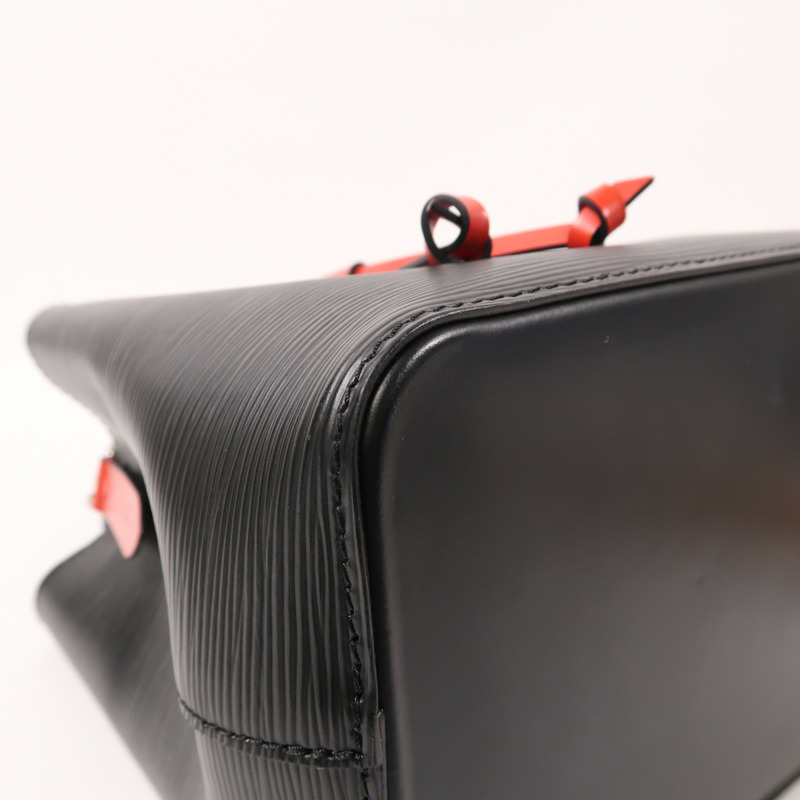 LOUIS VUITTON Epi Neo Noe BB銀扣手挽肩背兩用袋-6