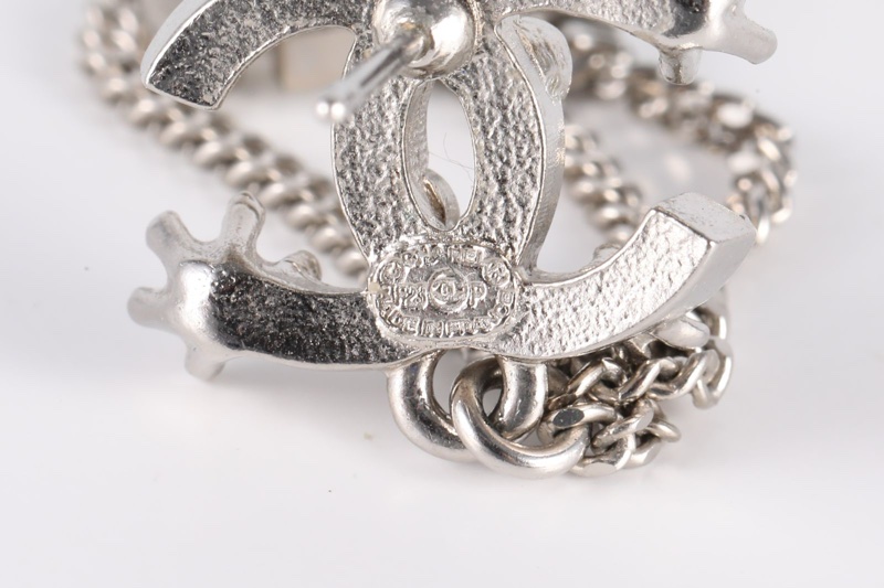 CHANEL(香奈兒) 合金 23P 雙C logo 吊墜 耳環耳釘-5