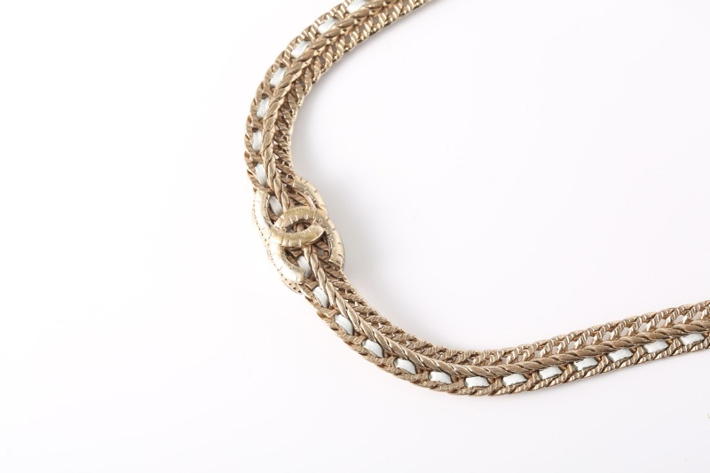 CHANEL(香奈兒)  合金 22S香奈兒 皮穿鏈條 頸鏈 雙Clogo水鑽-2