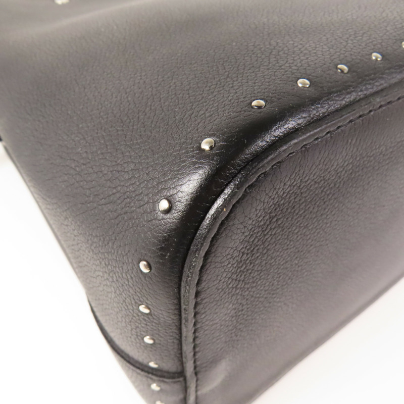 LOUIS VUITTON 牛皮皮革Rock Me Bucket Studs銀扣肩背袋-6