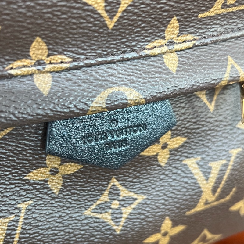 #附購證#停產#全網最便宜 Louis Vuitton Palm Springs PM小書包-15