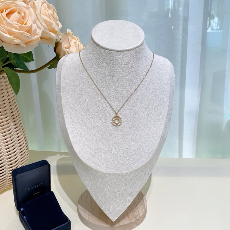 Tiffany蒂芙尼18k玫瑰金鏤空鑲鑽羅馬數字圓圈項鏈-1