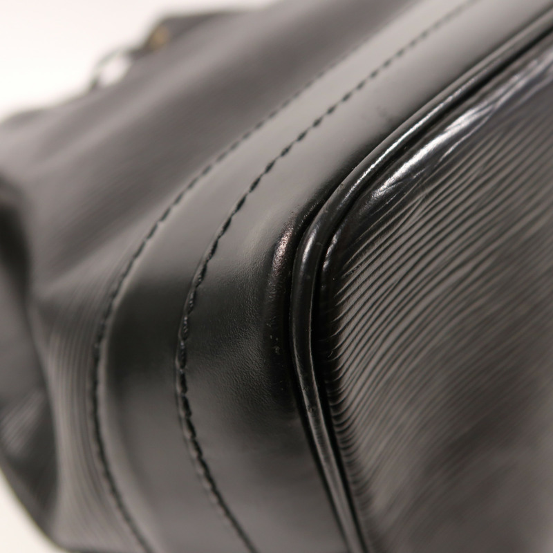 LOUIS VUITTON Epi Noe金扣肩背袋-11