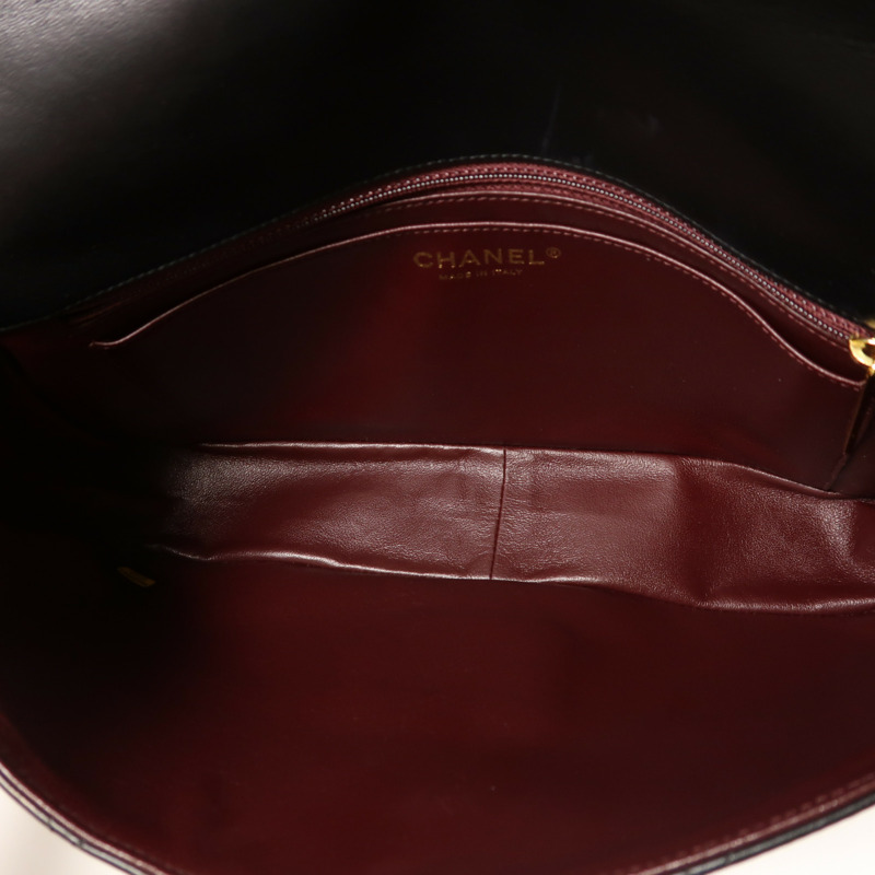 CHANEL 皮革Chain Shoulder金扣鏈帶肩背袋-4