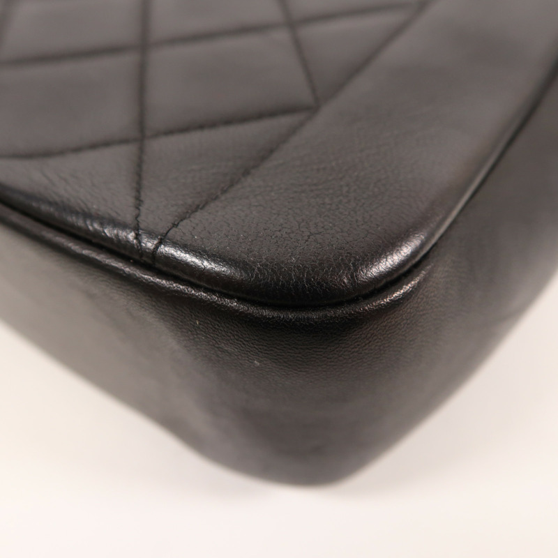 CHANEL 皮革Chain Shoulder金扣鏈帶肩背袋-13