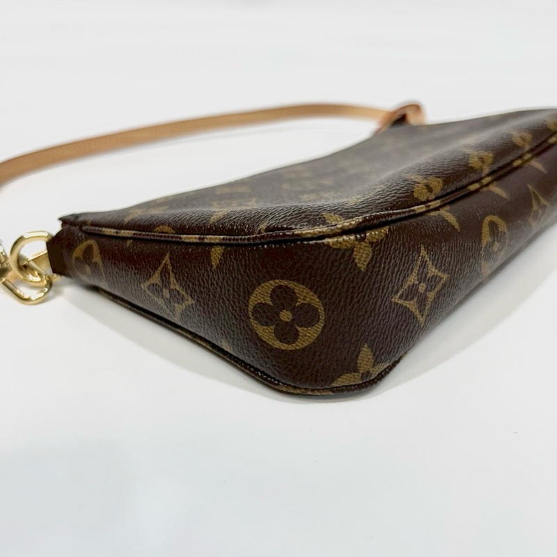 LV原花Pochette Accessoires新款大麻將M82766-8