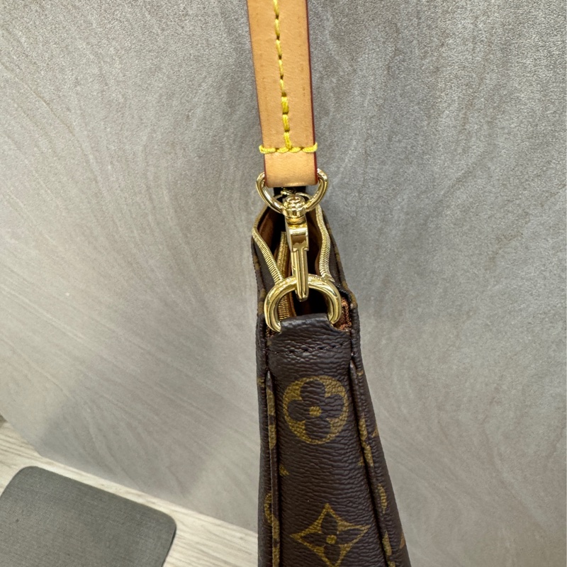 LV原花Pochette Accessoires新款大麻將M82766-15