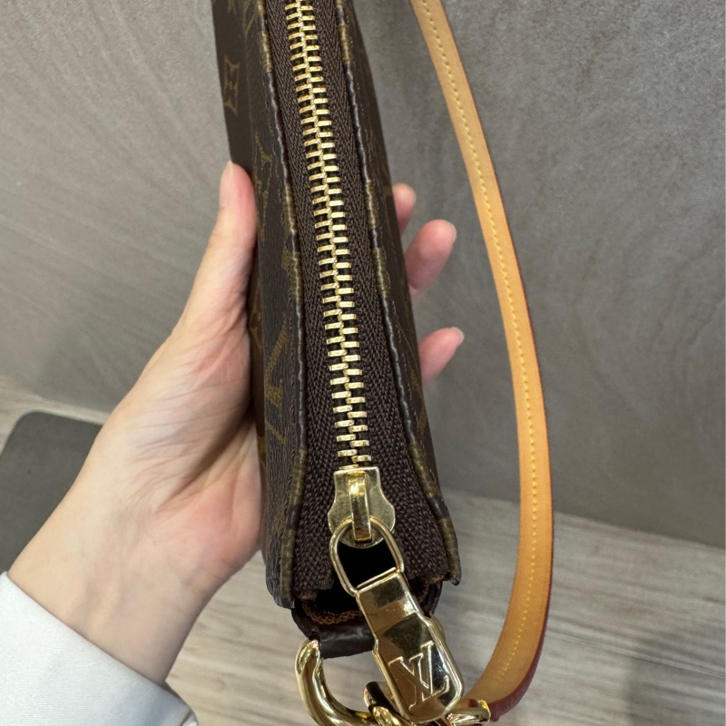 LV原花Pochette Accessoires新款大麻將M82766-18