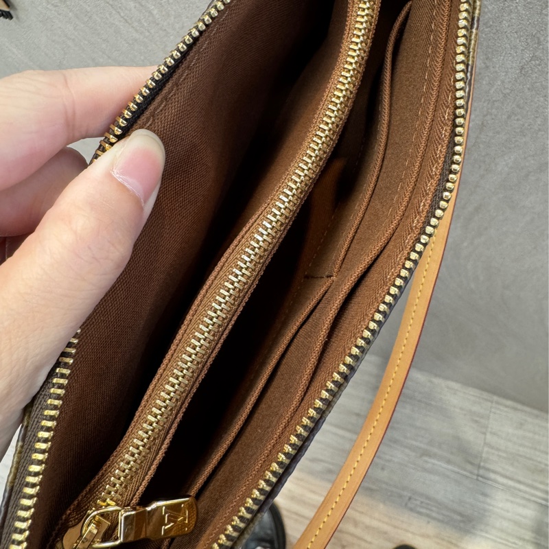 LV原花Pochette Accessoires新款大麻將M82766-20