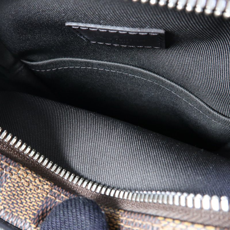 LOUIS VUITTON Damier Amazon Chapman Limited Edition銀扣肩背袋-4
