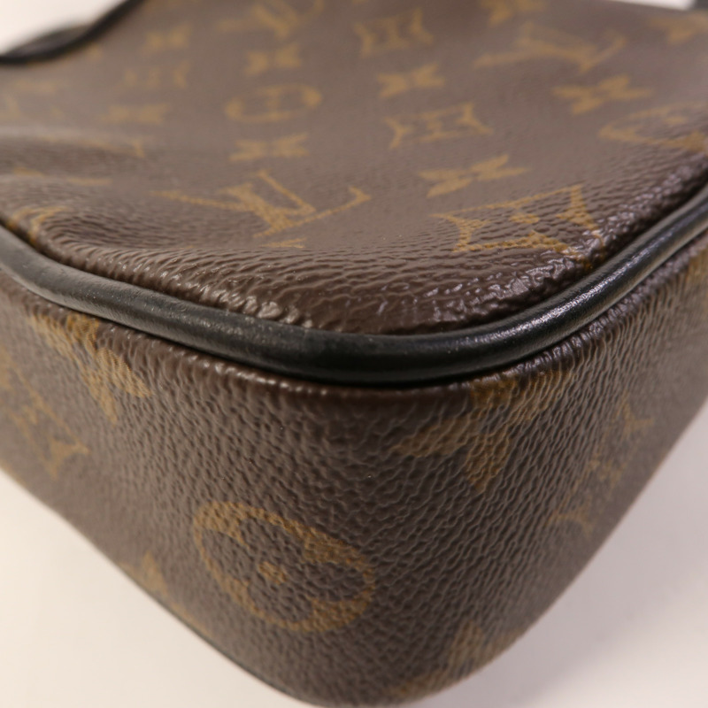LOUIS VUITTON Monogram Macassar Christopher Wearable Wallet肩背袋-10