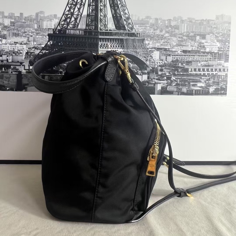 Prada Duet Re-Nylon水桶包 。bigsale bigsale-6