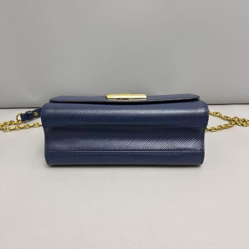 LV路易威登Twist中號深藍色epi水波紋金扣包-6