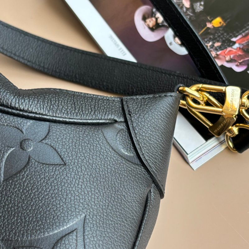 ::LOUIS VUITTON:: LV M46002 Bagatelle黑色壓花紋手提兩用肩背包 腋下半月包-12