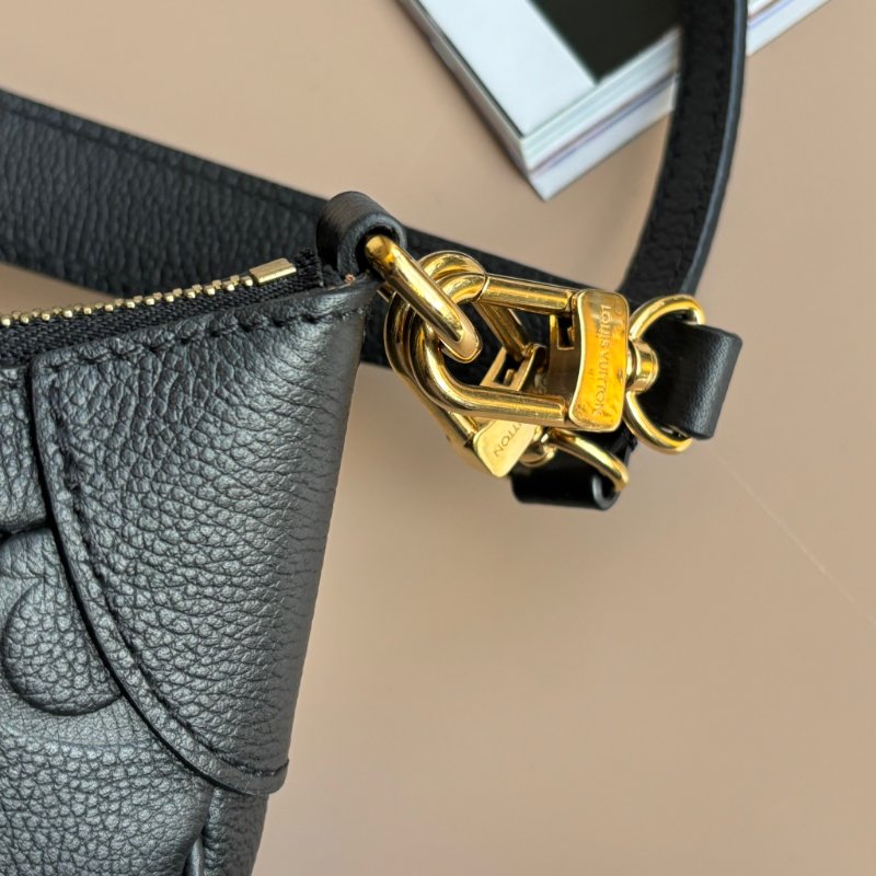 ::LOUIS VUITTON:: LV M46002 Bagatelle黑色壓花紋手提兩用肩背包 腋下半月包-16