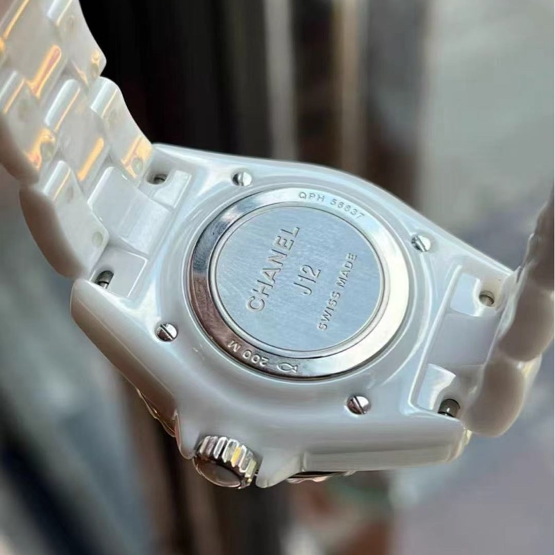 Chanel J12白鑽錶 23年99新配件齊全-5