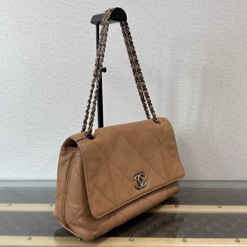 CHANEL 銀扣菱格紋肩背斜背包29*18*12 98新配件塵袋-1