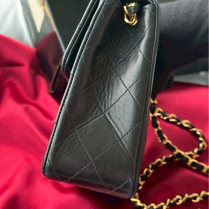 CHANEL 中古Vintage經典黑色金釦方胖子鏈條包-7