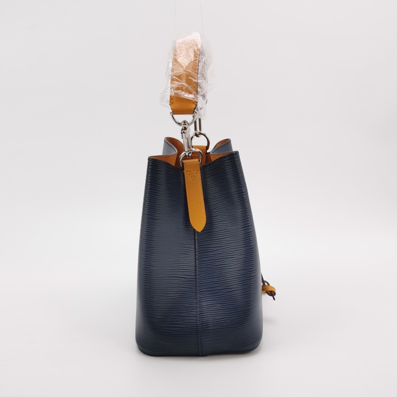 LV 路易威登 Neonoe bb 藍黃拼色 epi 水波紋 芯片款 尺寸約20x20x13-4