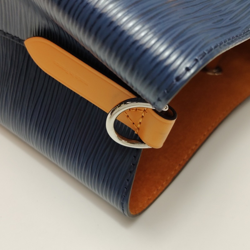 LV 路易威登 Neonoe bb 藍黃拼色 epi 水波紋 芯片款 尺寸約20x20x13-13