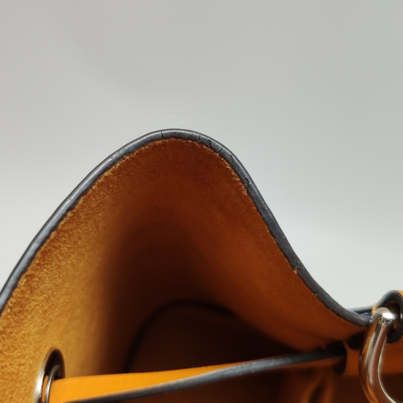 LV 路易威登 Neonoe bb 藍黃拼色 epi 水波紋 芯片款 尺寸約20x20x13-16