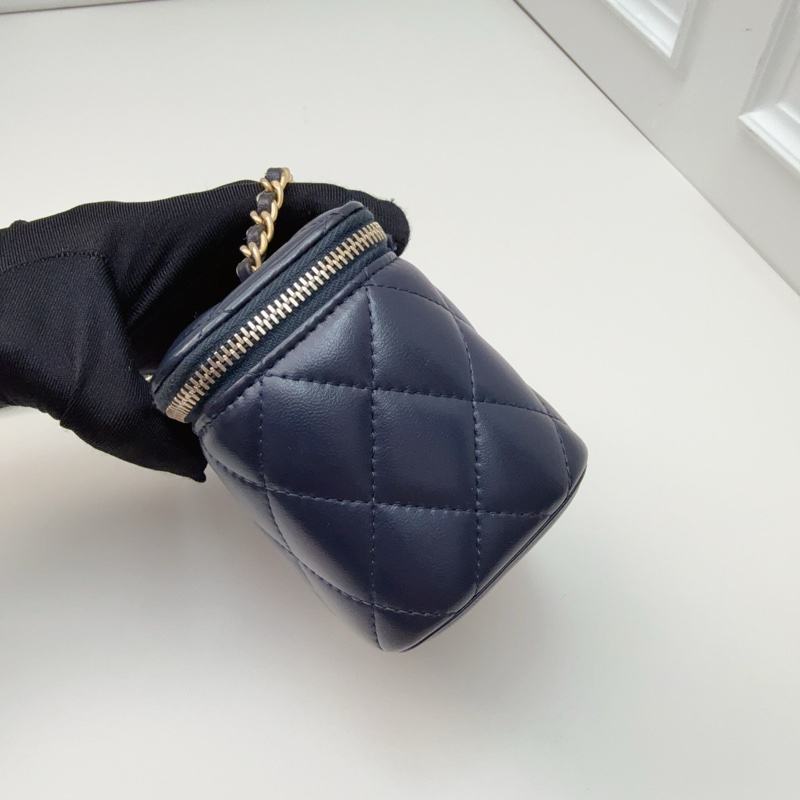 Chanel 香奈兒 深藍近黑 金球 鏈條小盒子 29開 尺寸約10.7.9 附件：塵袋。-4