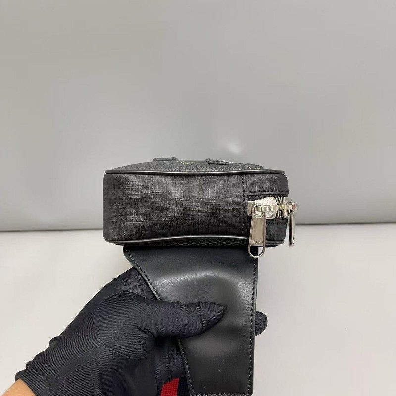Gucci古馳 男士 老花老虎印花腰包胸包-2