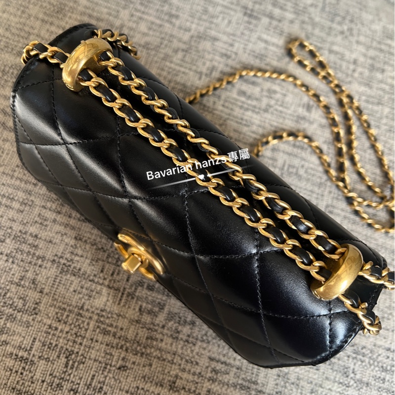Chanel 黑金牛雙金球-10
