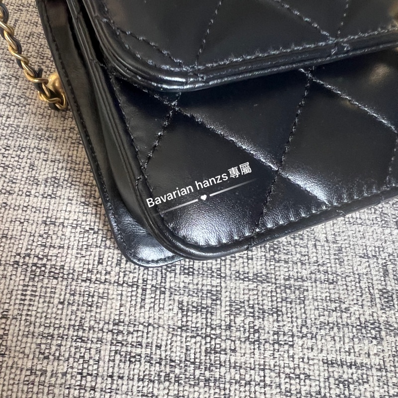 Chanel 黑金牛雙金球-12