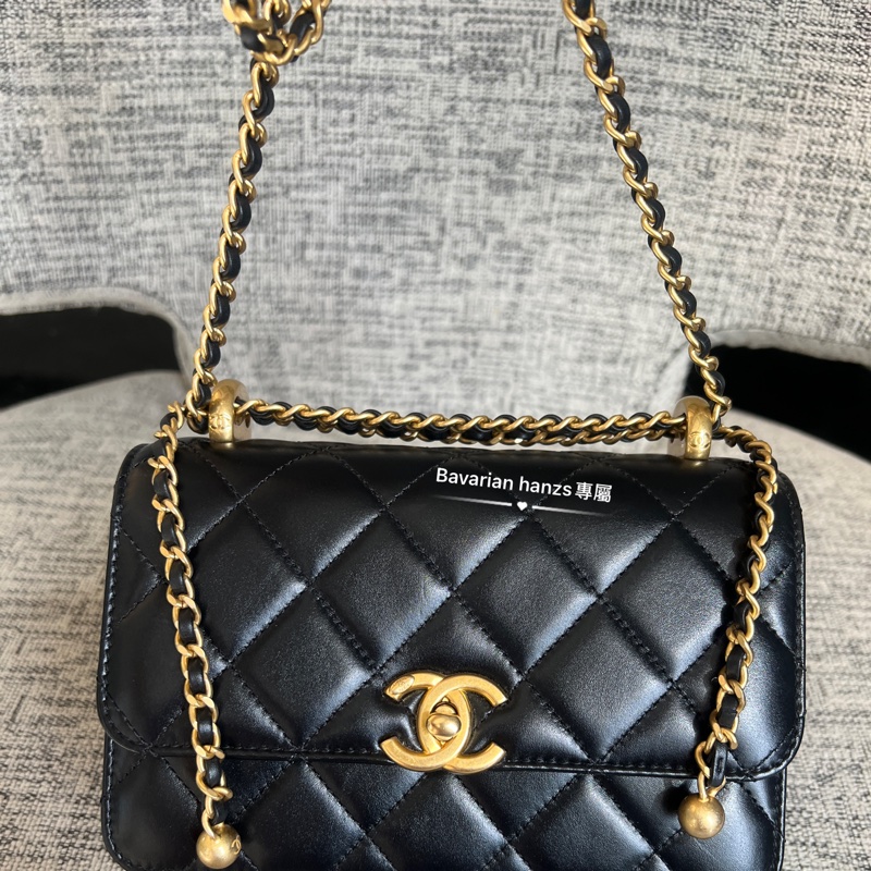 Chanel 黑金牛雙金球-34