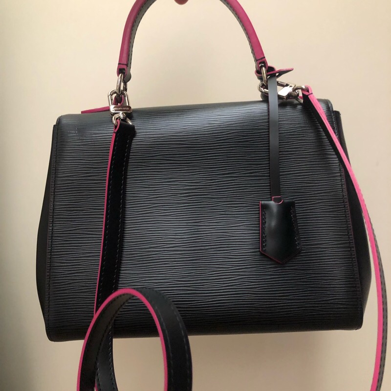 Louis Vuitton銀扣手腕肩背兩用包-1