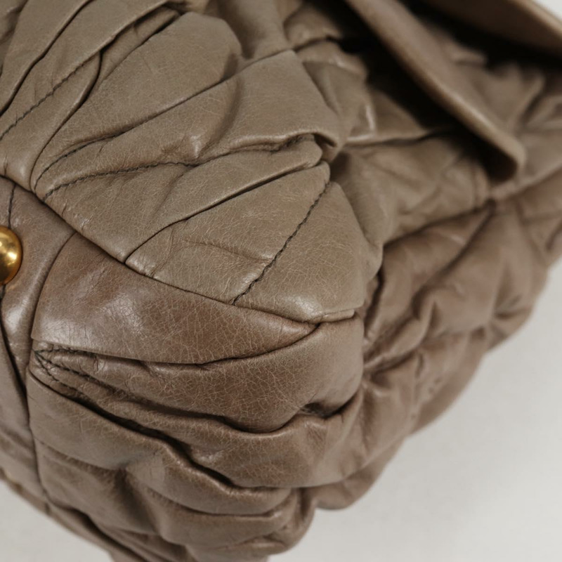 【日本直送】Miu Miu Matelasse 手提包 皮革 2 向 米色 金 正品 132748V-13