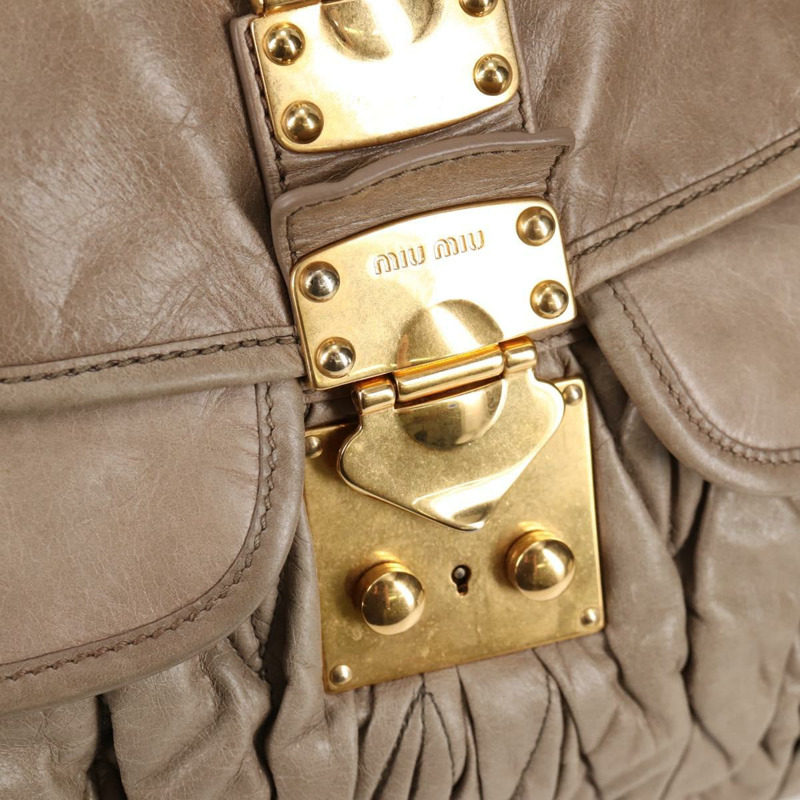 【日本直送】Miu Miu Matelasse 手提包 皮革 2 向 米色 金 正品 132748V-16