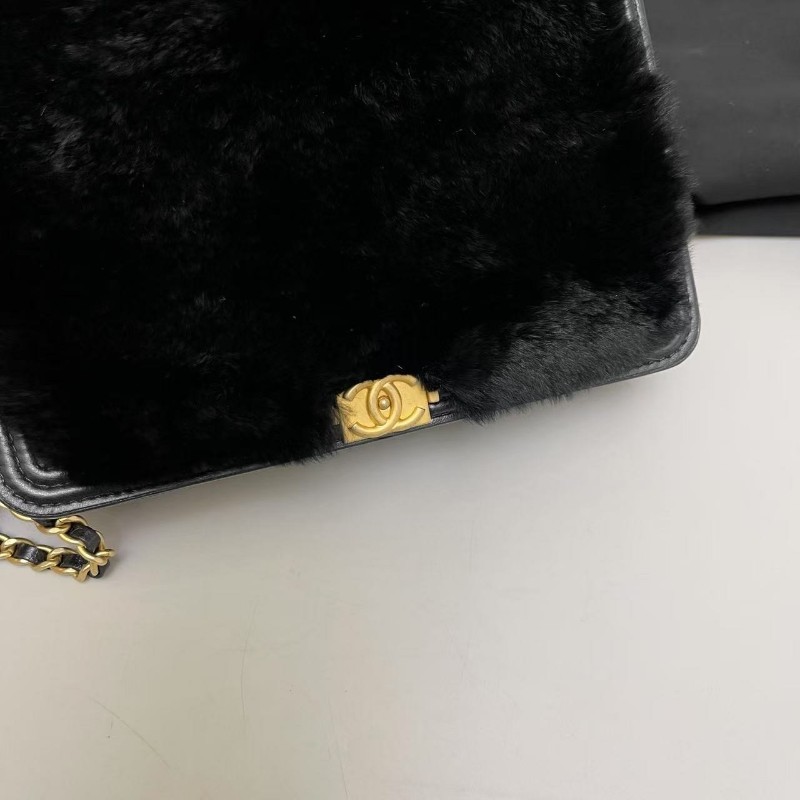 Chanel香奈兒 leboy woc黑金限量兔毛拼皮包 肩背包斜背包-2