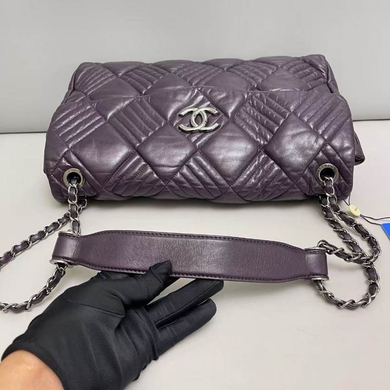 Chanel香奈兒 紫色全皮菱格肩背包 機場包-6