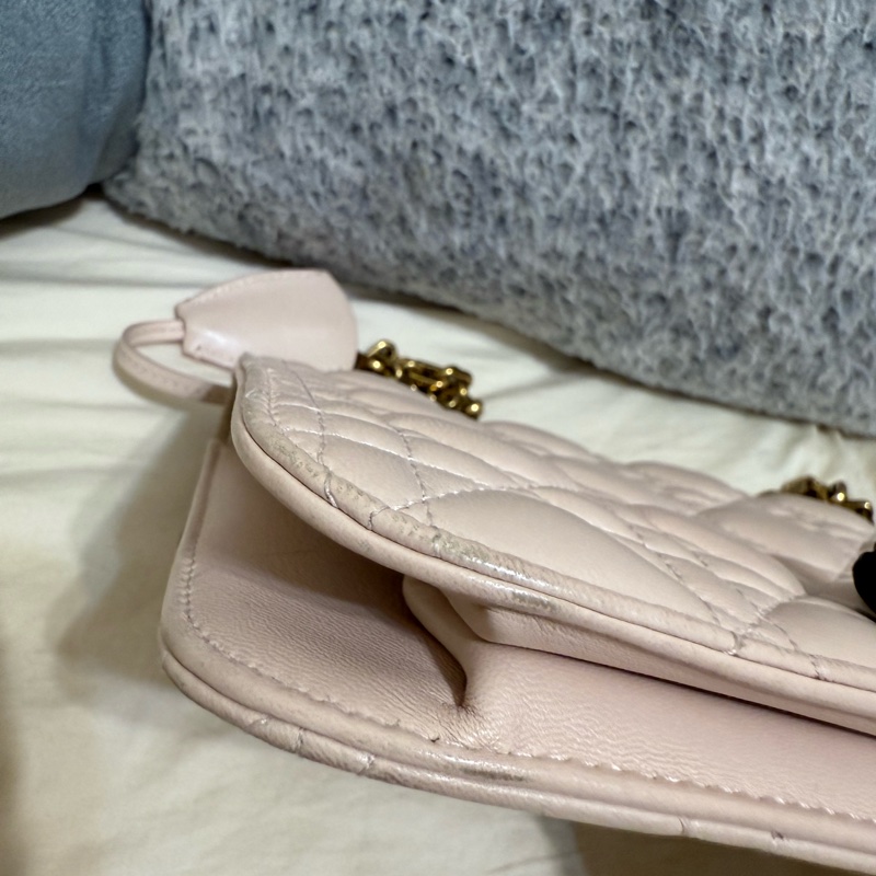 出清 Dior Addict 淡粉色羊皮金扣鏈條包-7