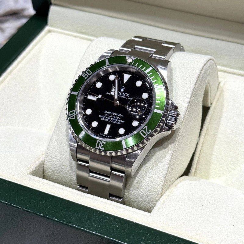 二手 9成新 Rolex
Submariner
REF. 16610LV-4